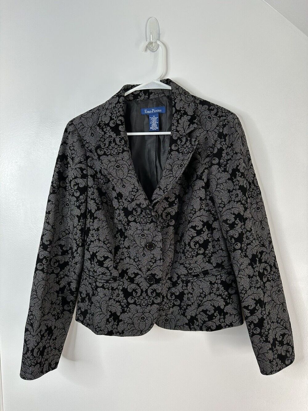 Evan-Picone Black Gray Floral Raised Pattern Blazer Size 10 Padded Shoulder